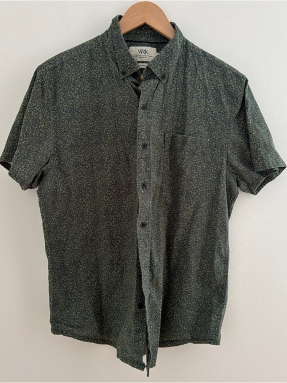WRK Shirt Mens Large Green Blue Button Down The Reworked Short Sleeve Casual NYC